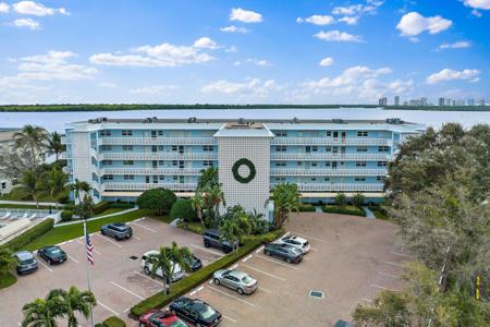 60 Yacht Club Drive