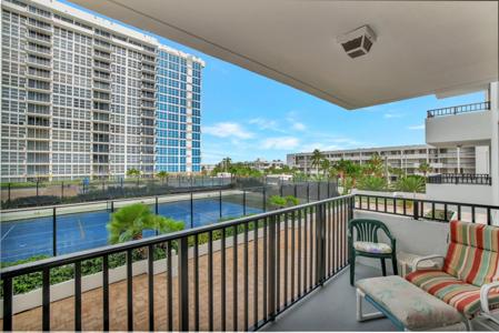 525 N Ocean Blvd