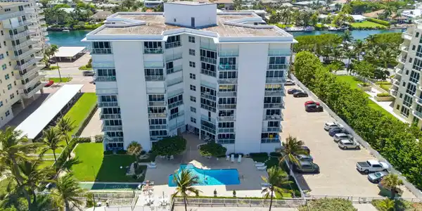 Image 3: 5-web-or-mls-DJI_0352