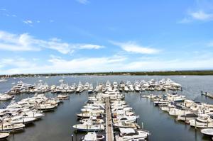 108 Lakeshore Drive