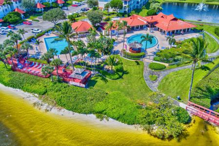 109 Half Moon Circle