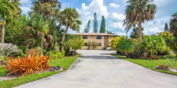 2504 Atlantic Beach Boulevard