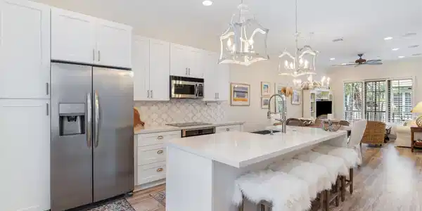 607 Renaissance Lane