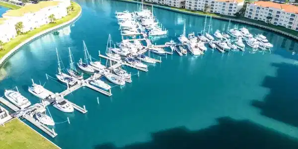17 Harbour Isle Drive W