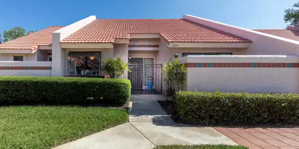 3307 SE La Prado Court