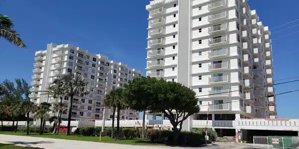Image 2: 45 Ocean - street view