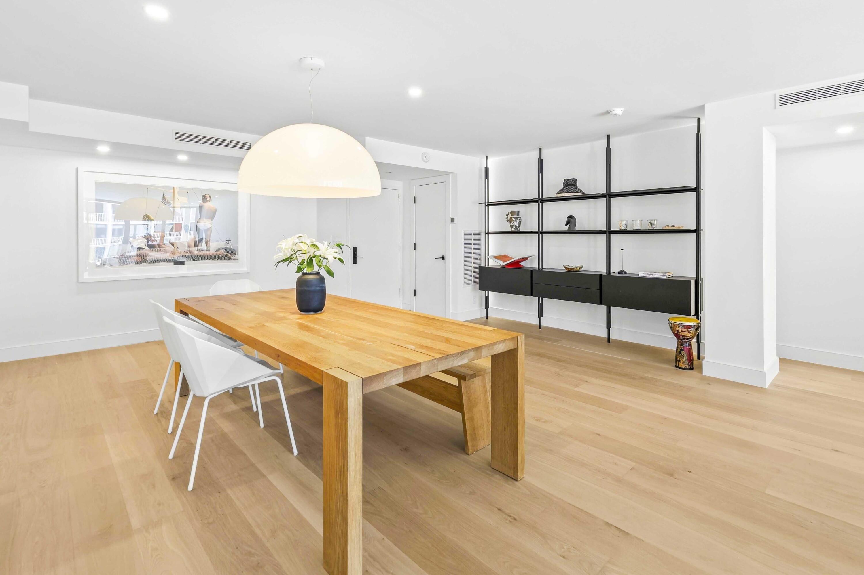 Image 3: Dining Area