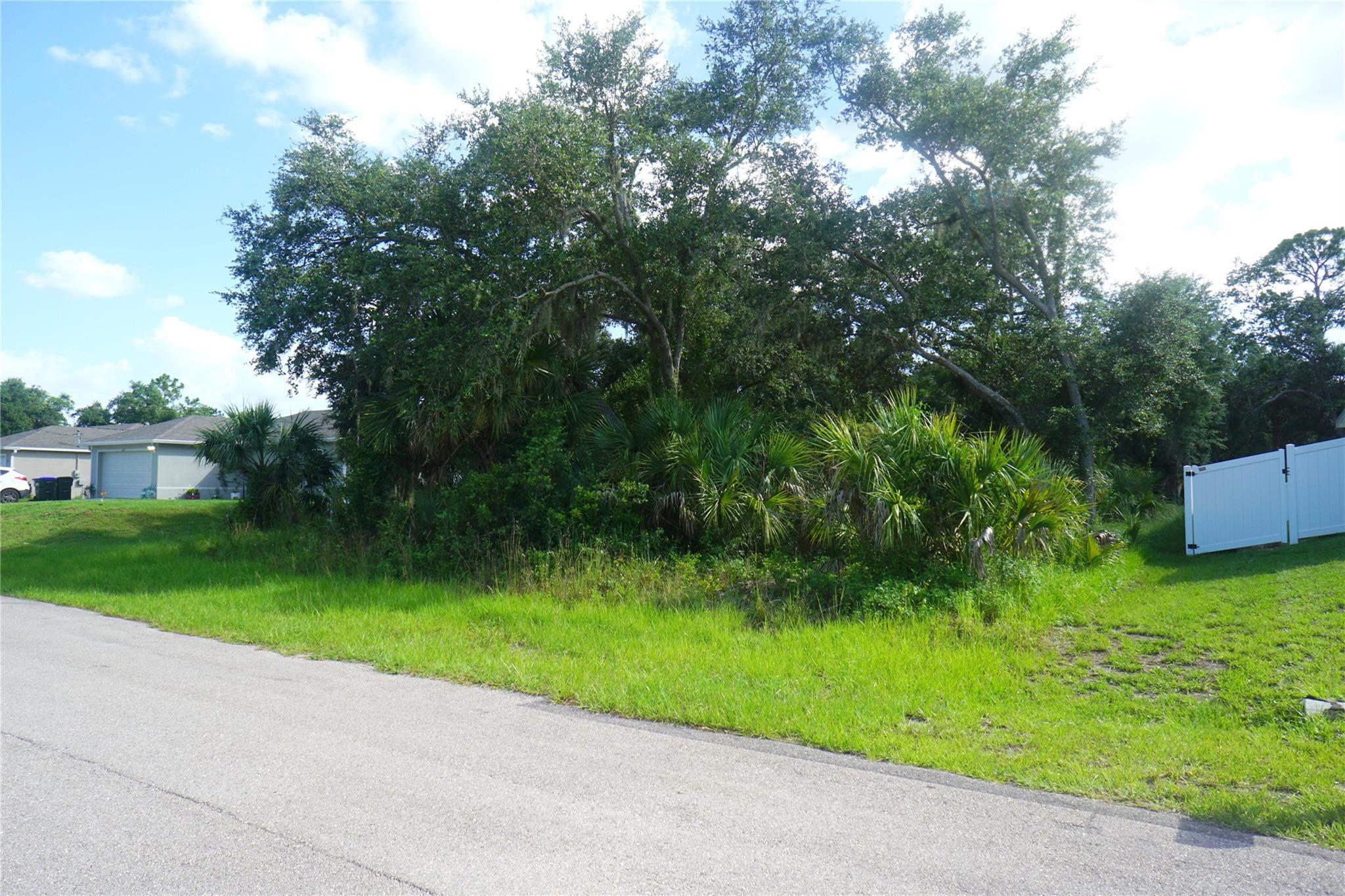 Image 1: Photo 1