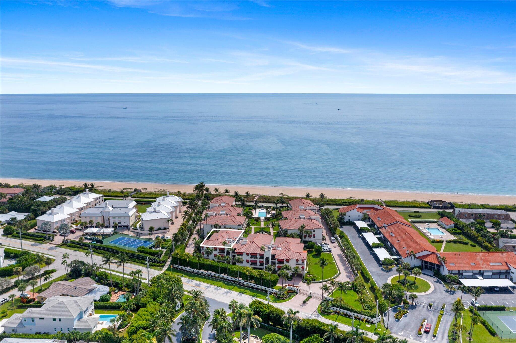 Image 4: Portofino of Ocean Ridge - F2 - Aerial