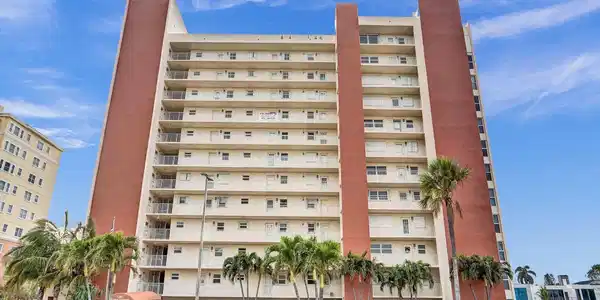 1391 S Ocean Blvd