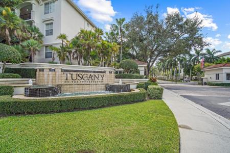 2206 Tuscany Way