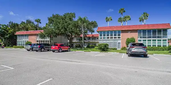 17 Vista Palm Lane