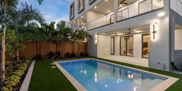 Image 3: Pool View
