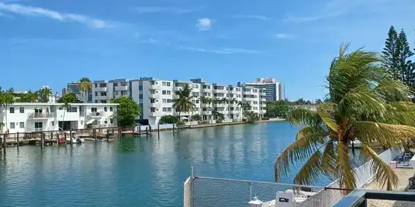 Image 3: BALCONY VIEW 2