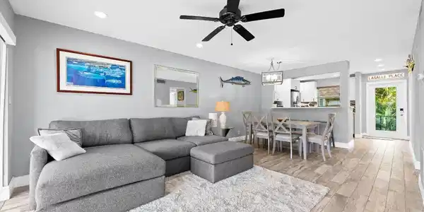 2162 NE 36th Street