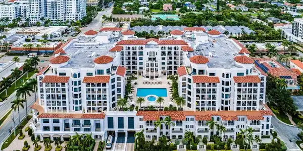 200 E Palmetto Park Road