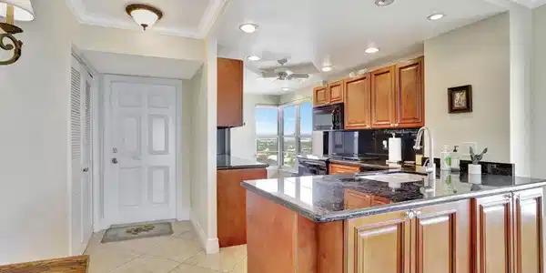 Image 2: Open Kitchen