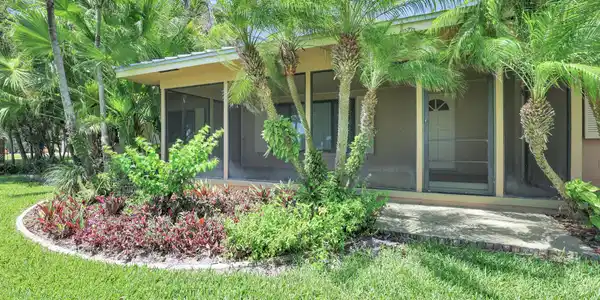 Image 2: Exterior Front