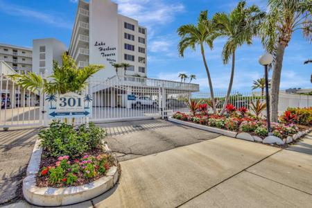 301 Lake Shore Drive
