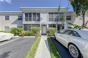 6439 Bay Club Dr