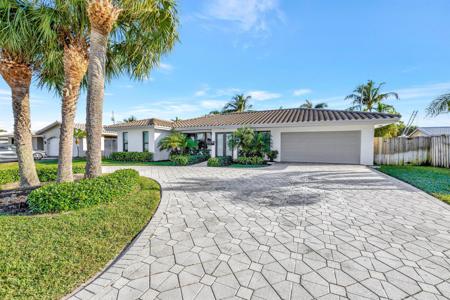 2720 NE 42nd Street