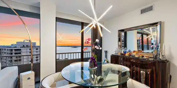 Image 2: Dining