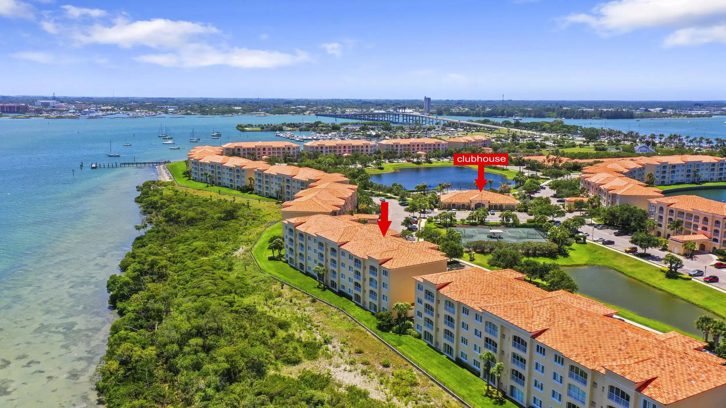 Image 1: End unit, top floor condo within a very short walk