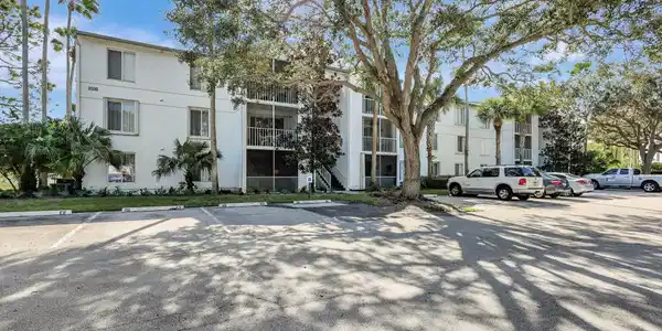 2500 SE Anchorage Cove