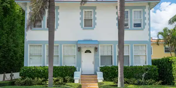 250 Seminole Avenue