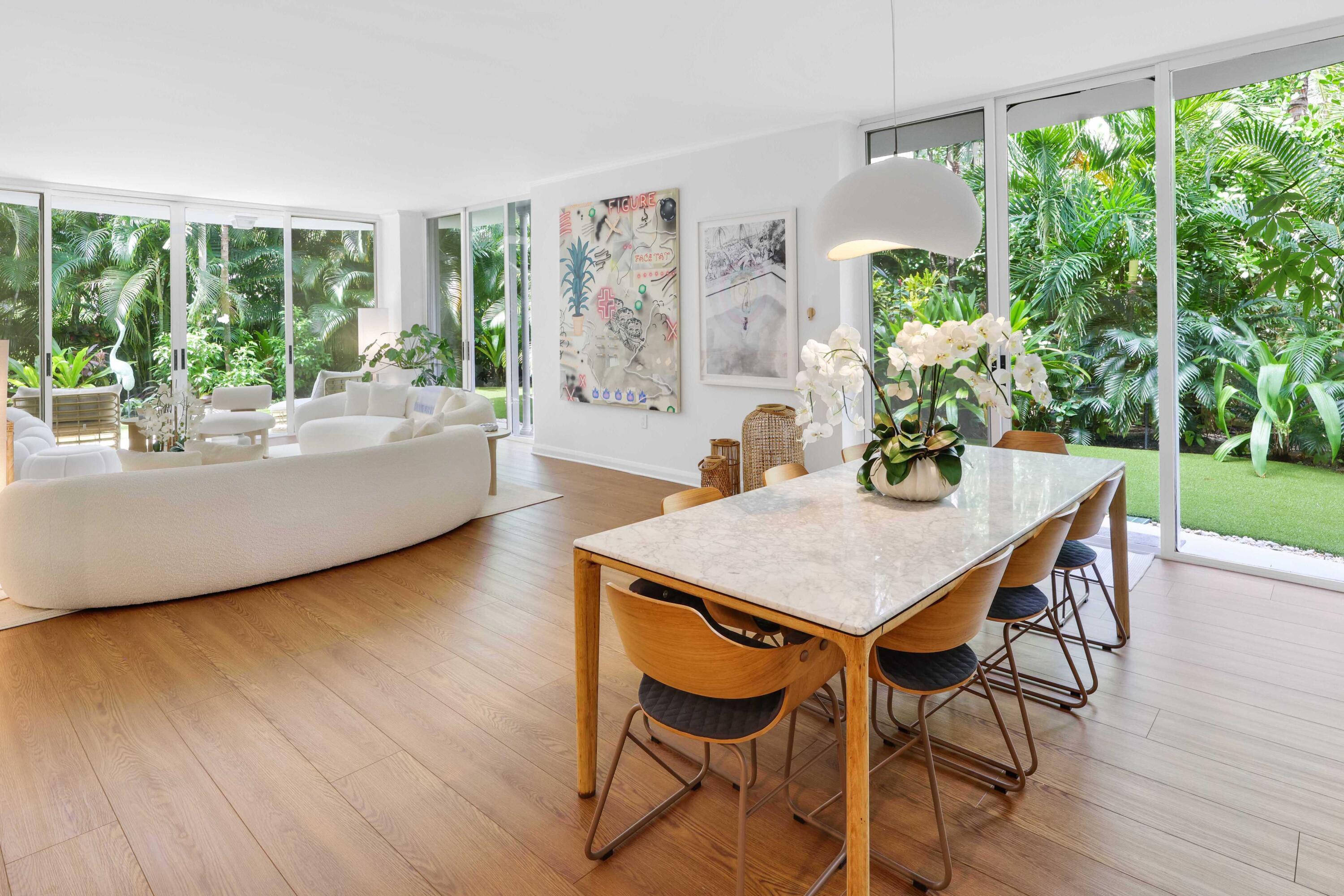 Image 2: Dining Living Room