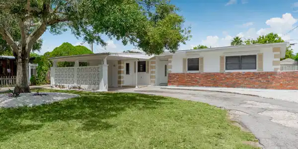 564 5th Street