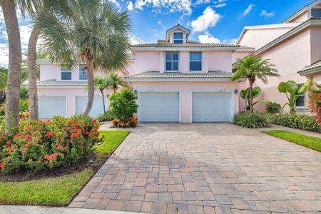 2403 Fairway Drive N