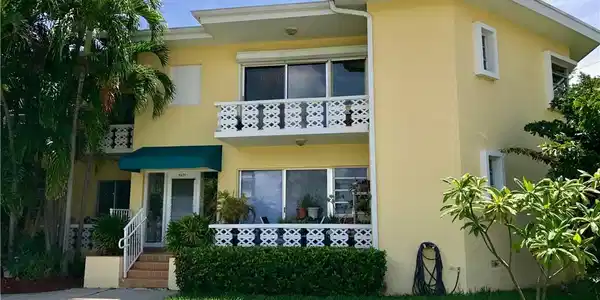 9271 W Bay Harbor Dr
