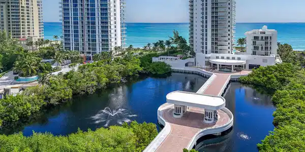 4600 N Ocean Drive