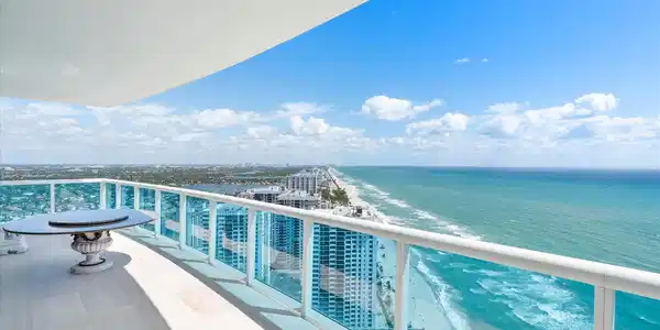 Image 2: 068-2711 S Ocean Dr unit 3602_068