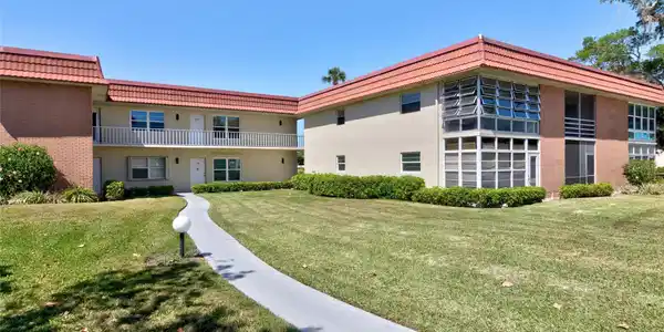 59 Woodland DR