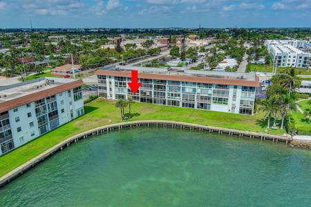 2936 Lake Shore Drive