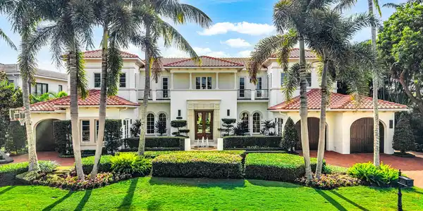 1880 Sabal Palm Drive