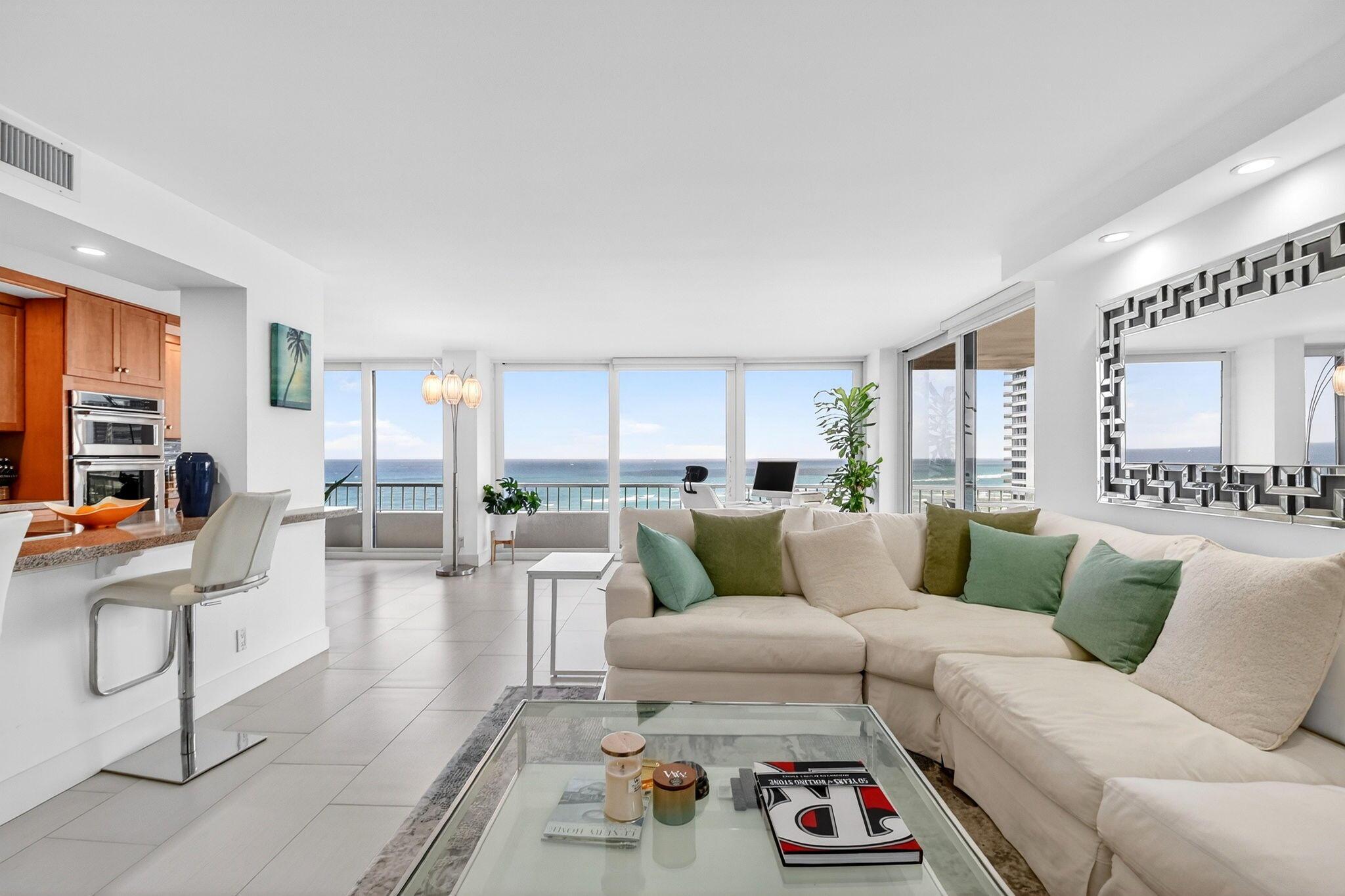 Image 3: 21-web-or-mls-DSC_5992