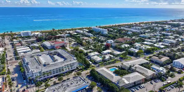 Image 4: 3-9-web-or-mls-dji_20260108121032_0692_d