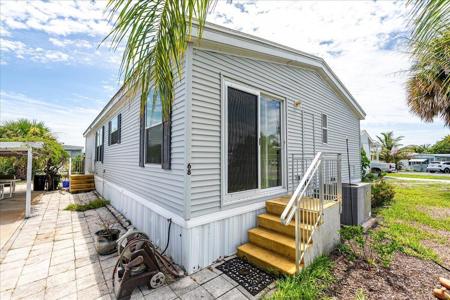 11055 SE Federal Highway