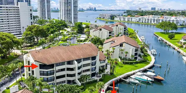 1133 Marine Way E