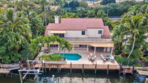 3 Waterview Drive