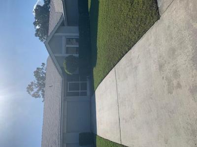 3310 SW Villa Place