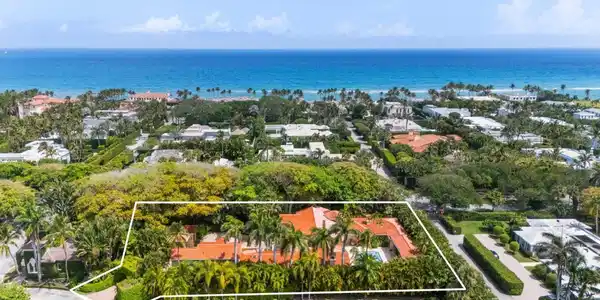 226 Via Las Brisas