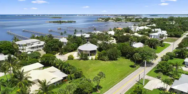 Image 2: DJI_0343