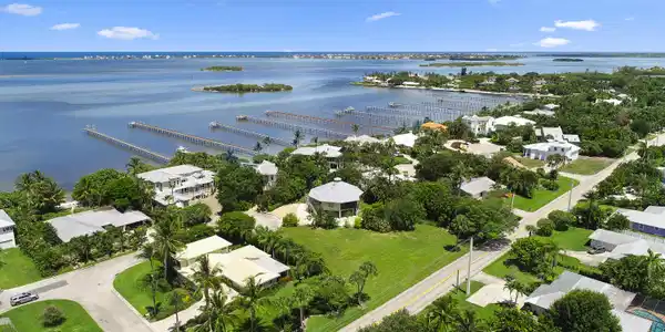 Image 3: DJI_0344