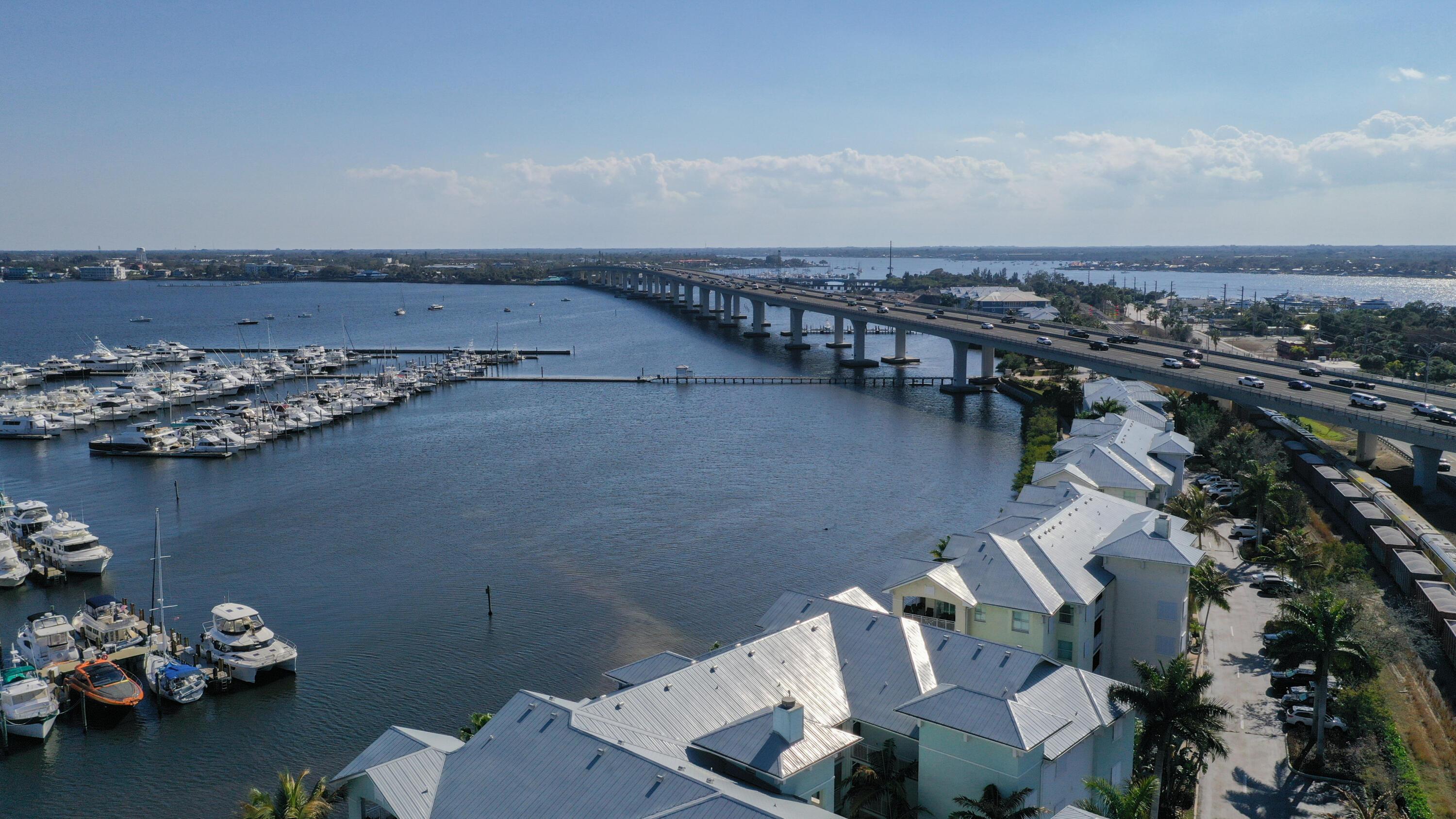 Image 4: Roosevelt Bridge