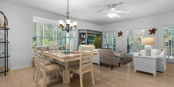 1260 PALMETTO Court