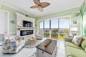 33 Harbour Isle Drive W